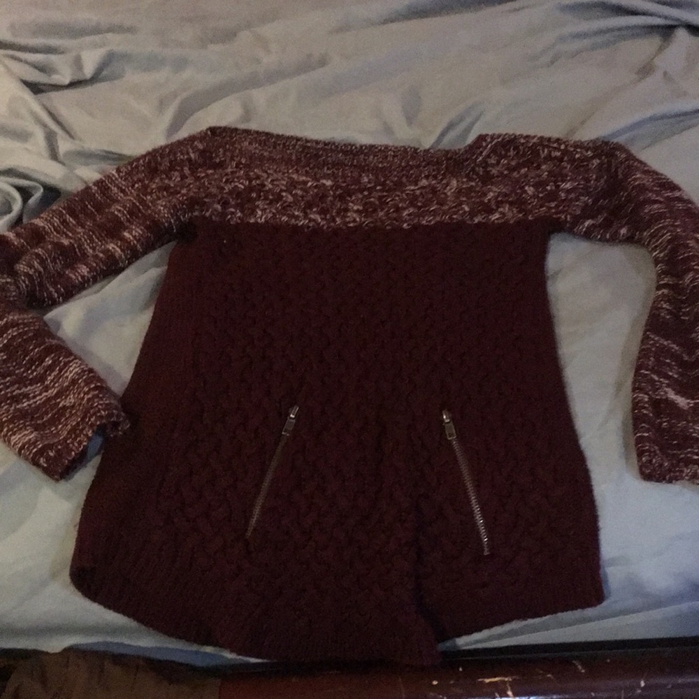 Cozy small sweater